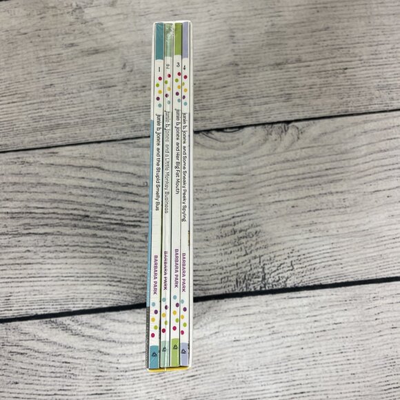 Junie B. Jones 4 Book Set Sealed - Picture 3 of 4